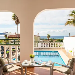 Carolina Villa